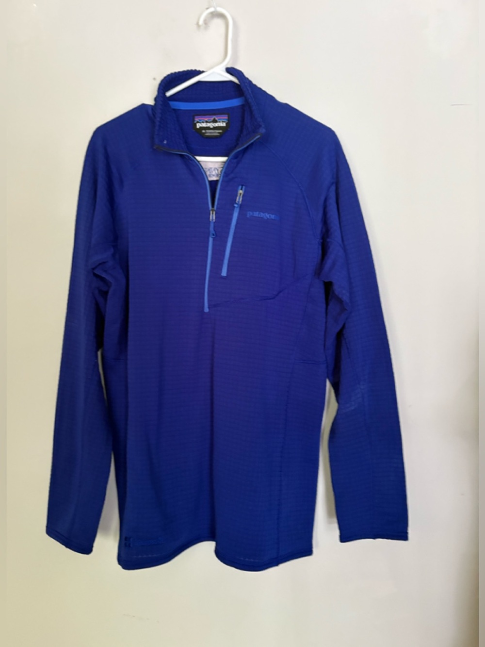 Patagonia Women’s Royal Blue Zip Front Long Sleeve Top Size XL